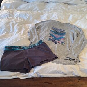 Reebok Gray and Blue Graphic Set XL Womens